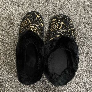Joan Boyce black gold floral slip on slippers L